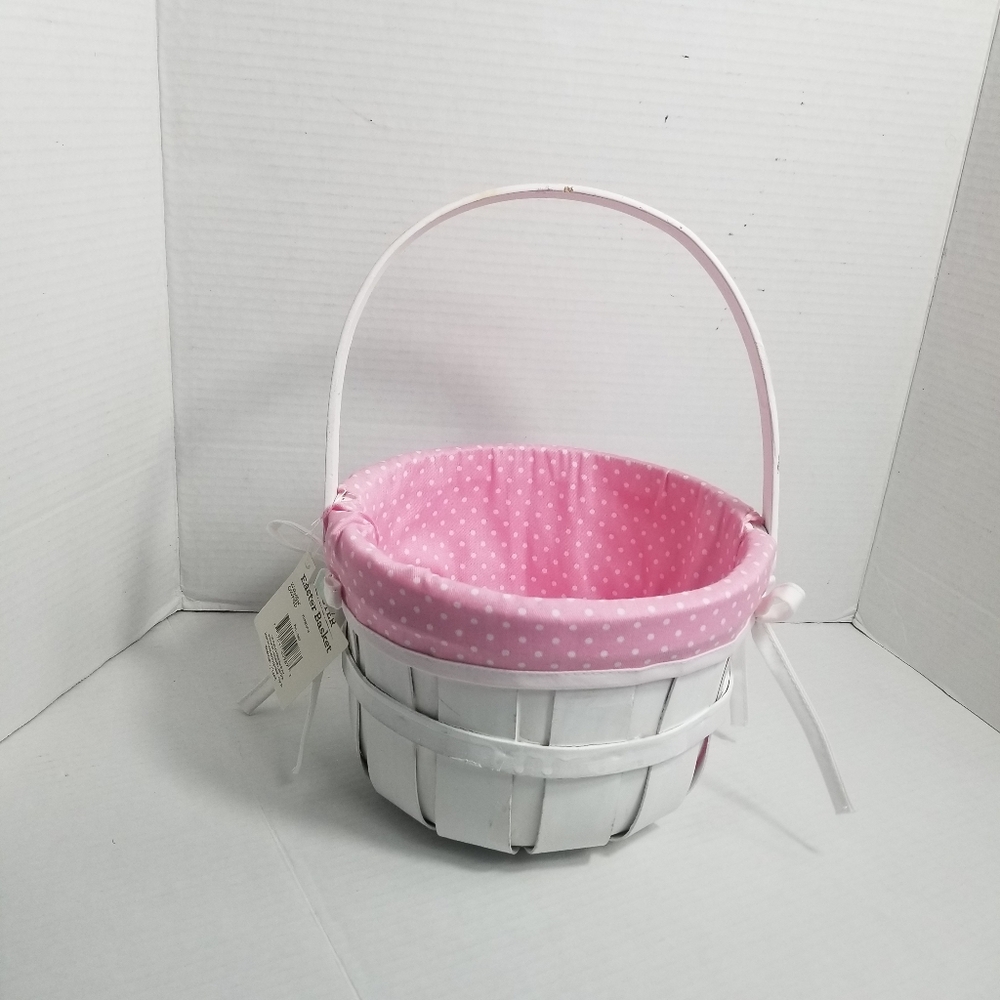 NWT WAYS TO CELEBRATE WHITE WITH PINK AND WHITE POLKA DOT LINED BASKET